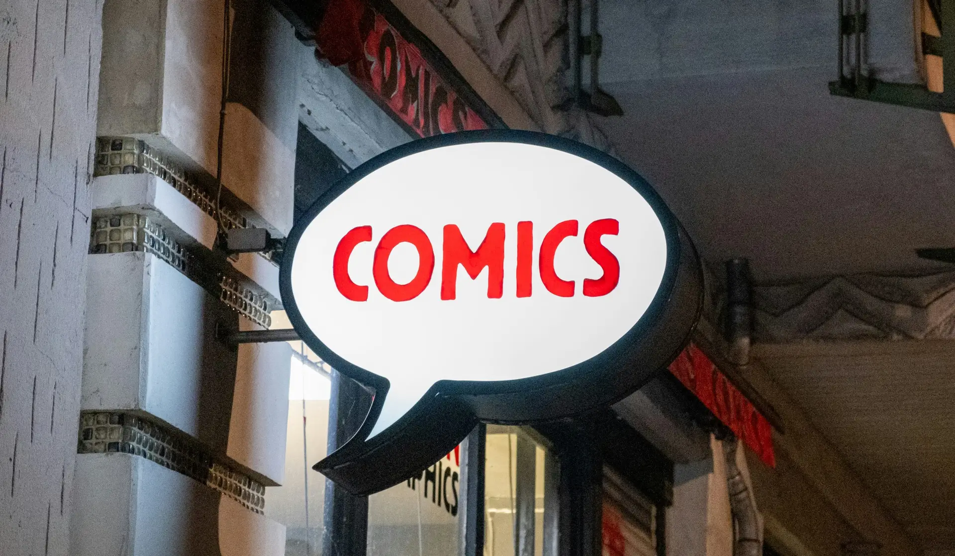 Comics / Comic Books